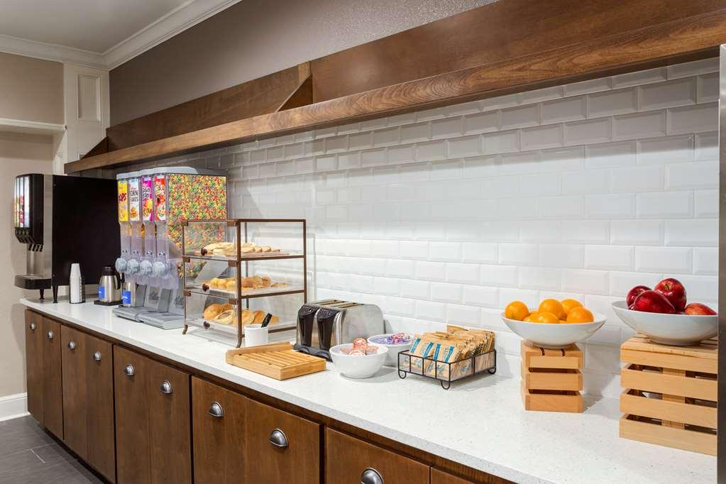 Sleep Inn & Suites Birmingham Restaurant foto
